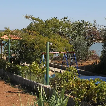 Casa de hóspedes Double 8377b 3*