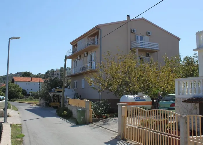 Guest house Double 8377b